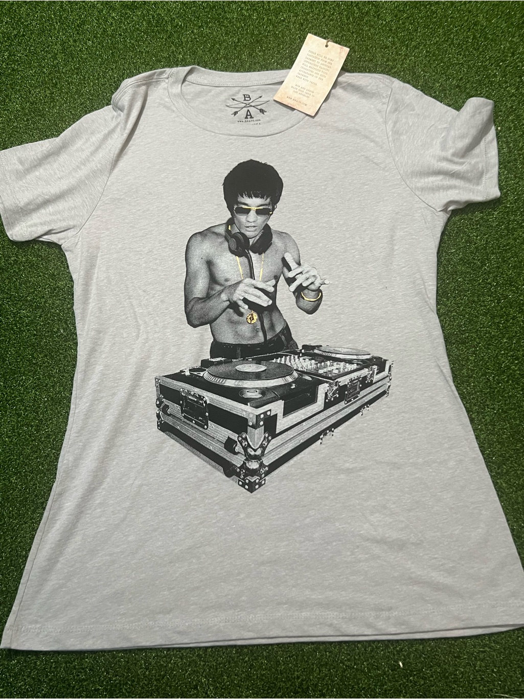 Bow And Arrow Bruce Lee Dj Master Graphic Tee Nwt